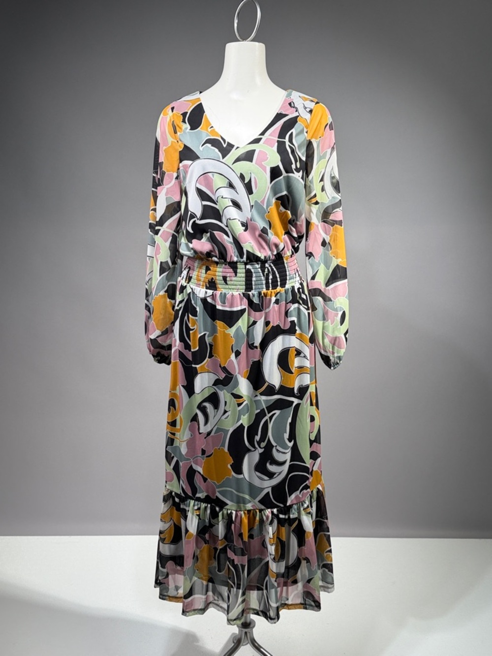 G by Giuliana Multicolor V-Neck Long Sleeve Floral Print Midi Dress (r14)